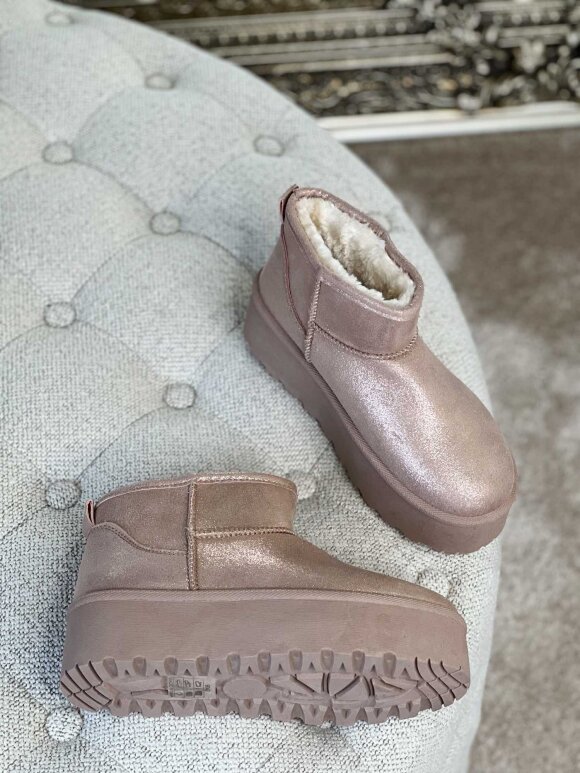 NDP - Erynn Teddy Shine Boot 9040