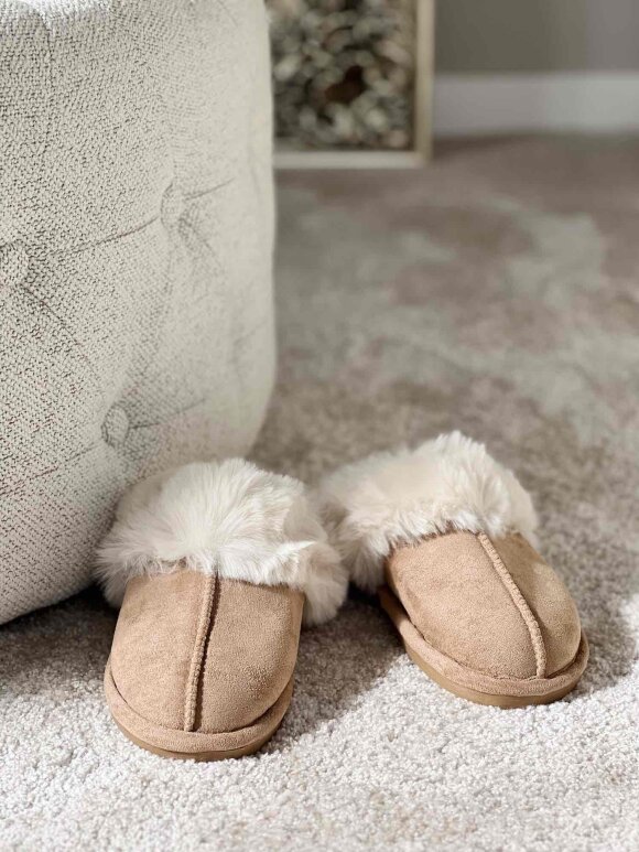 NDP - Ewe Home Shoes 6010